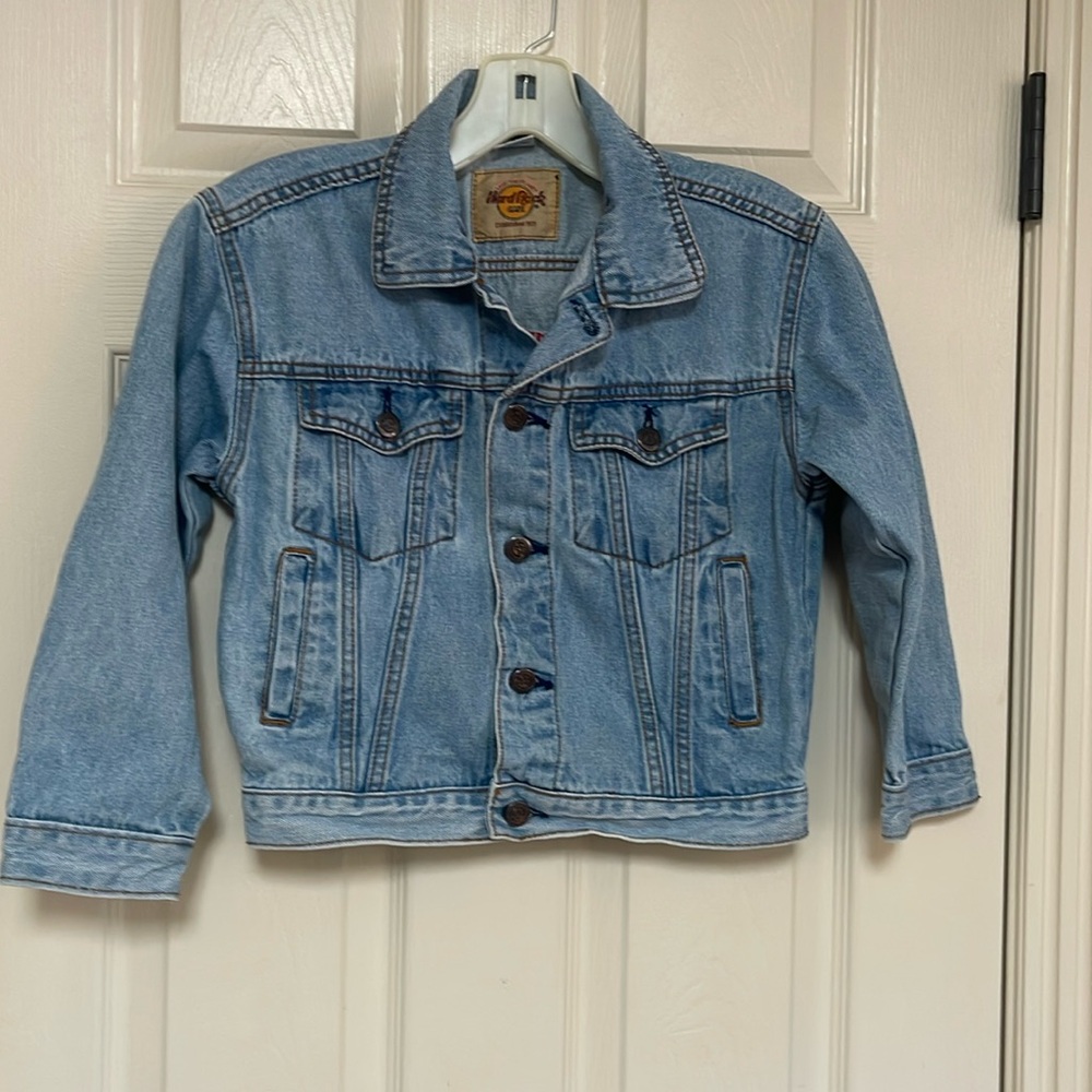 Hard Rock Cafe New York vintage blue jean jacket. Size 8